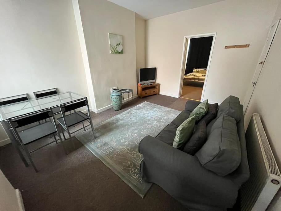 Апартаменты Flat 1, 67 Colwick Road Ng2 4Al Ноттингем Экстерьер фото